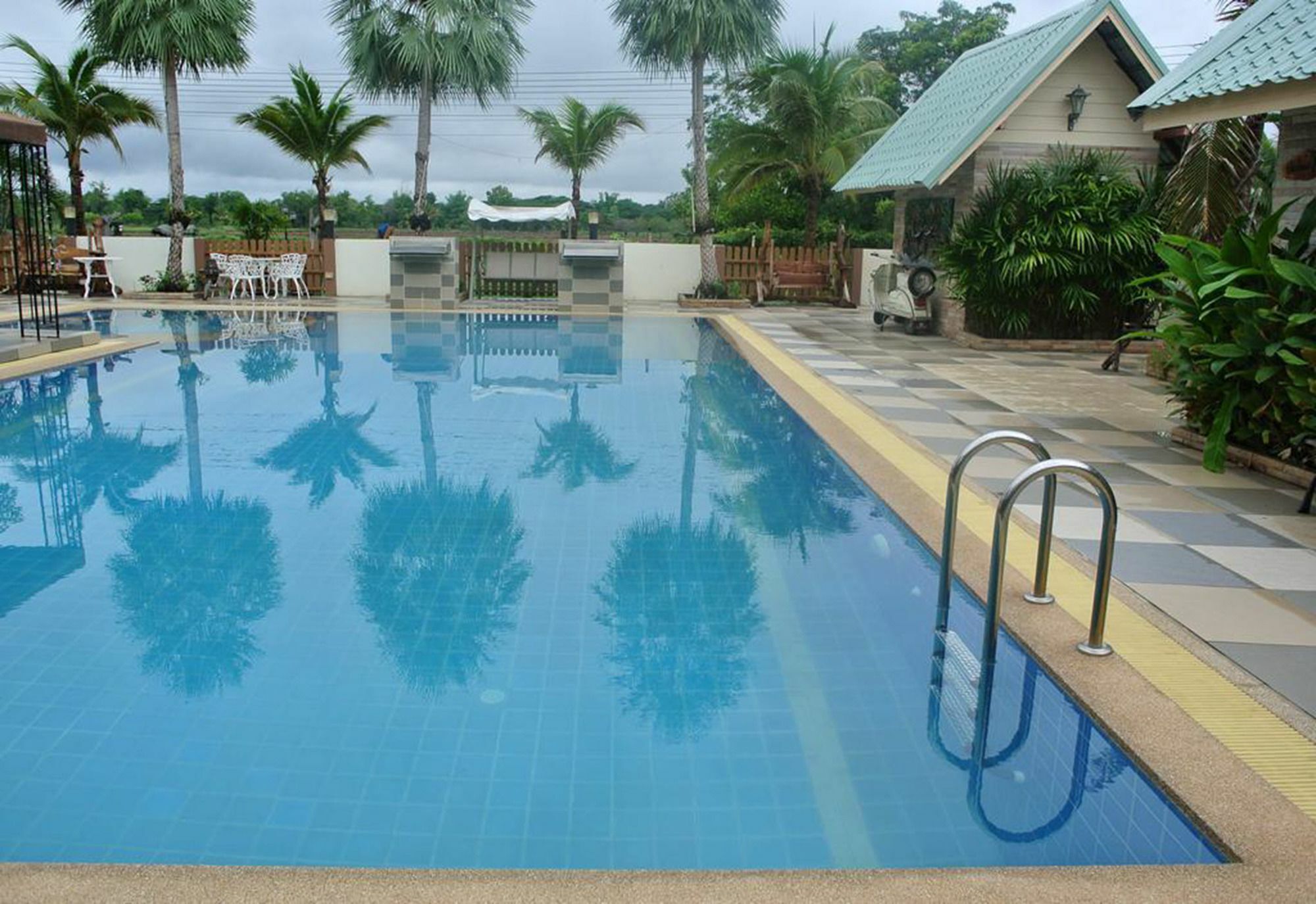 Bansuan Chomdao Resort Хон Каен Экстерьер фото